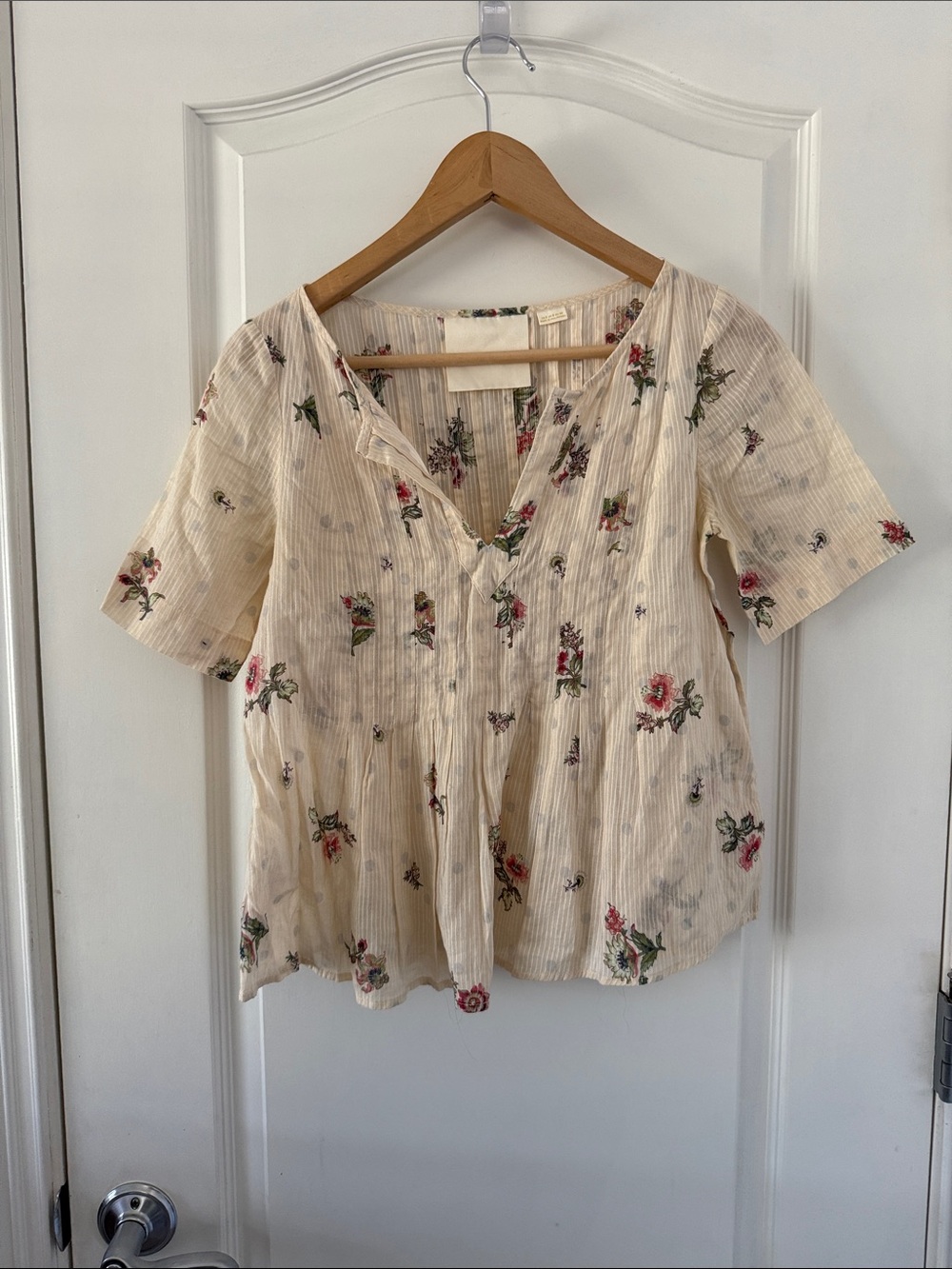 Madewell Women's Cream Floral V-Neck Button Front Top
